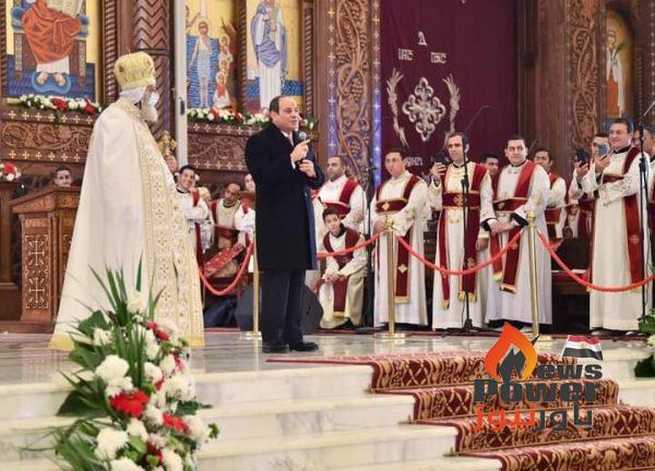 بالصور .. الرئيس السيسى يهنئ البابا تواضروس و  الإخوة الأقباط بعيد الميلاد المجيد