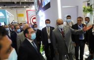 بأبتسامة لا تغيب .. الملا يتفقد جناح صان مصر ويشيد بخطط التطوير والأداء المتميز للشركة