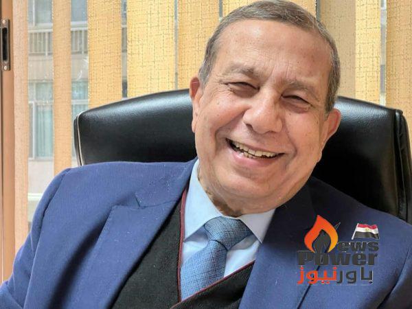المهندس حسنى الخولى رئيس شركة EPS يطلع باور نيوز على جدول تنفيذ ووضع الجهد على عدد من محطات المحولات وخطوط الربط لصالح المجتمعات العمرانية