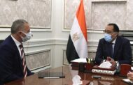 رئيس الوزراء يستعرض مع المستثمر الصناعي أحمد السويدي الفرص الاستثمارية في قطاع الصناعة