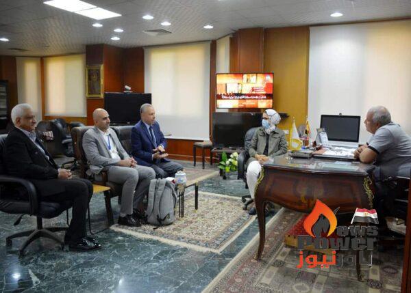 محافظ الوادي الجديد يبحث آخر التطورات بمشروع إنتاج حامض الفوسفوريك بأبو طرطور