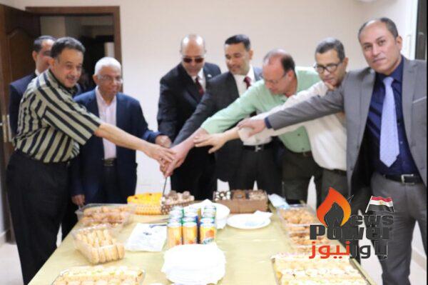 امل للبترول تقيم احتفالا لجبران بمناسبة فوزه بمنصب نائب رئيس اتحاد عمال مصر