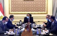 رئيس الوزراء يتابع مع وزير البترول جهود تنفيذ تكليفات السيد الرئيس في عدد من ملفات العمل