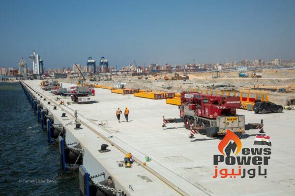 وزير النقل : محطة تحيا مصر متعددة الأغراض بميناء الإسكندرية(TMT) تستقبل الدفعة الاولى من أوناش الساحة العملاقة و الدفعة الثانية تصل نهاية الشهر الجارى