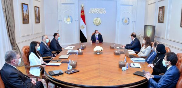 الرئيس السيسي يتابع مؤشرات الأداء المالي للدولة