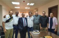 امل للبترول تكرم المحاسب مجدي كمال لبلوغه السن القانونية