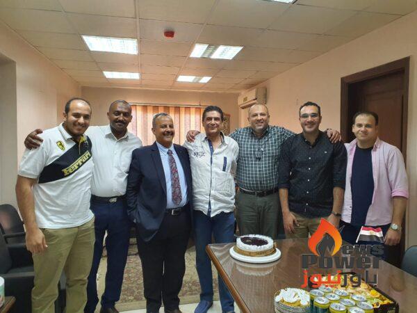 امل للبترول تكرم المحاسب مجدي كمال لبلوغه السن القانونية