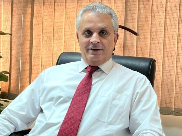 نقل الكهرباء تسند لـ كهروميكا تنفيذ تعارضات مسار القطار السريع (العلمين/العين السخنة) بقيمة 80 مليون جنيه