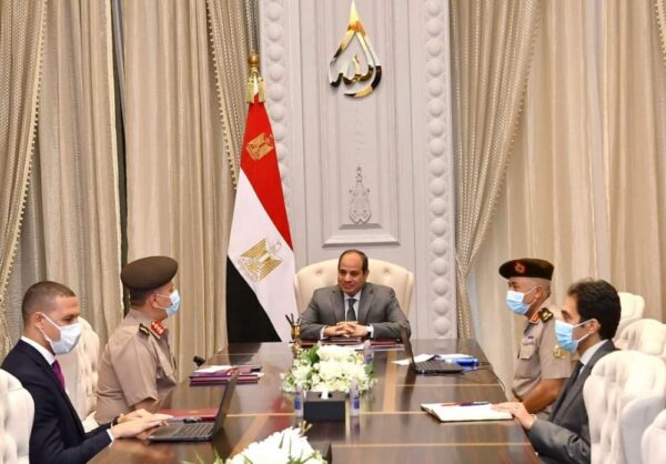 الرئيس عبد الفتاح السيسي يوجه بانشاء اكبر مجمع صناعى للبولي اثيلين في الشرق الاوسط يتكون من ٦ مصانع متكاملة