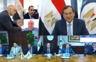 وزير البترول يتابع خطة التوسع في استخدام الغاز الطبيعى كوقود في السيارات