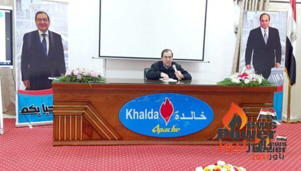 الإثنين المقبل .. الملا يتفقد حقول خالدة ويلتقي رؤساء شركات الإنتاج الكبري للوقوف علي آخر تطورات الإنتاج والخطط الجديدة