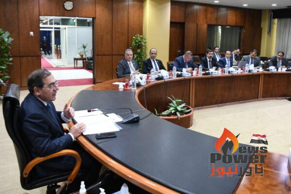 الملا يعقد اجتماعاً مع وفد لجنة البترول والغاز بغرفة التجارة الأمريكية للإعداد للمشاركة في يوم خفض الانبعاثات الكربونية