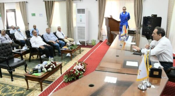 غدا .. الملا يفتتح ورشة عمل كبري بحقول الشركة العامة للبترول برأس غارب لتحسين الآبار المتقادمة ويتابع بعض المشروعات الهامة