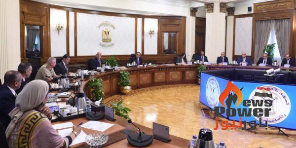 رئيس الوزراء يبحث سبل توطين صناعة الطلمبات مع شركة روهربمبن مصر