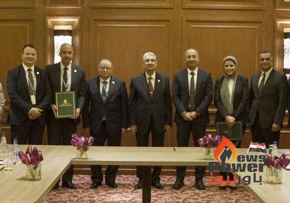 وزير الكهرباء يشهد توقيع بروتوكول تعاون بين هيئة الطاقة الجديدة والمتجددة وأورانج مصر لتشغيل شبكاتها بالطاقة المتجددة