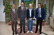استعداداً لمؤتمر المناخ COP 27 .. محافظ جنوب سيناء يلتقى رئيس شركة غازتك لبحث موقف تسهيلات التموين بالغاز الطبيعى في المدينة