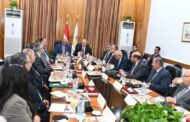 وزير قطاع الأعمال العام يلتقي أعضاء اتحاد الصناعات المصرية برئاسة محمد السويدي