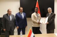 وزير الكهرباء والطاقة المتجددة يشهد بالعاصمة الإدارية  إحتفالية تخريج (13) متدربا من عدد (6) دول أفريقية