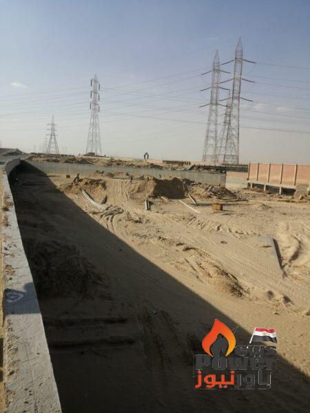منطقة القناة والجيزة للكابلات تنهيان تعديل الابراج المتعارضة مع مخرات السيول بمنطقة السخنة بالكامل