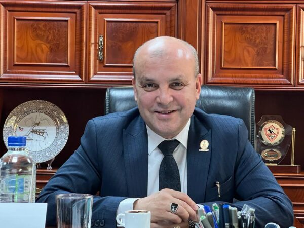 بتوجيهات الوزير الملا .. انتاج جنوب الوادي القابضة يتخطي 25 ألف برميل زيت يومي