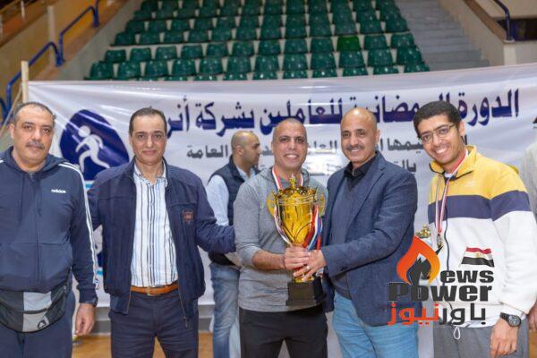 ختام فاعليات الدورة الرمضانية للعاملين بشركة أنربك .. ورئيس انربك يكرم المتميزين رياضيا