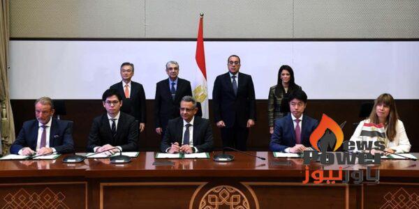 رئيس الوزراء يشهد توقيع اتفاقية الإغلاق المالي لمشروع إنشاء مزرعة رياح جديدة في منطقة خليج السويس بقدرة 500 ميجاوات