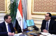 الملا يؤكد استمرار العمل لتطوير شركة البتروكيماويات المصرية وزيادة طاقتها الإنتاجية