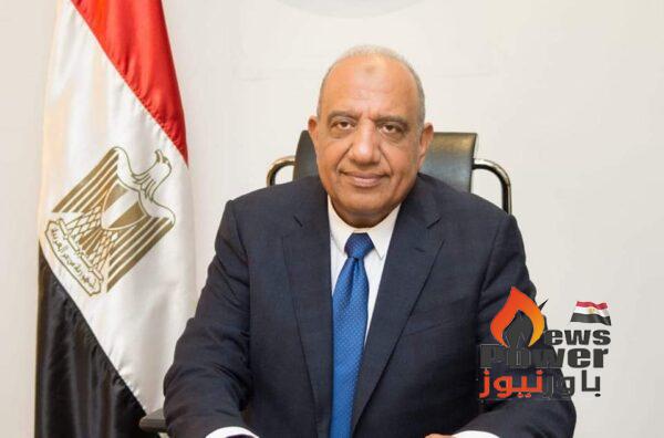 وزير قطاع الأعمال العام : مصانع جديدة للألومنيوم والبوكسيت والفويل ومولدات الكهرباء من الرياح والمواسير غير الملحومة