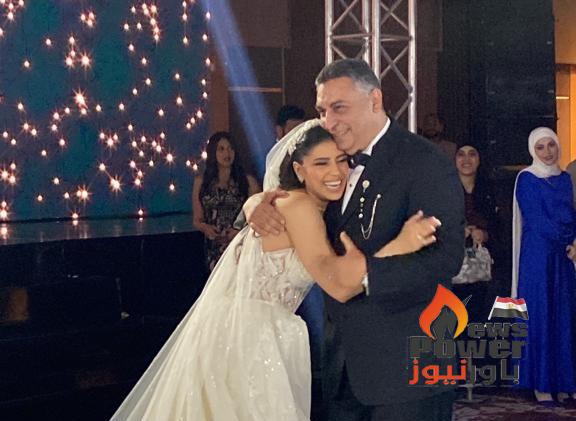 بالصور .. محمد ابو العلا  يحتفل بزفاف نجلته وسط حضور عدد كبير من الاهل والاصدقاء