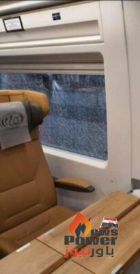 بيان من السكك الحديدية بشأن توضيح أسباب كسر زجاج قطار 