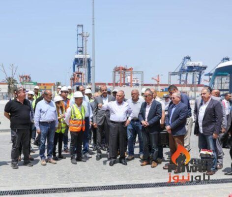 أهم مشروعات النقل البحري في مصر .. الوزير يتفقد مشروع محور الدخيلة /السخنة اللوجيستي المتكامل قبيل افتتاح الرئيس لها