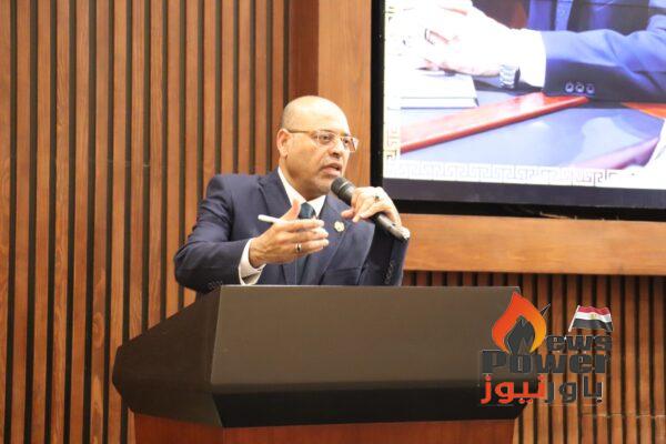تفاصيل اجتماع جبران مع رؤساء اللجان النقابية بشركات البترول
