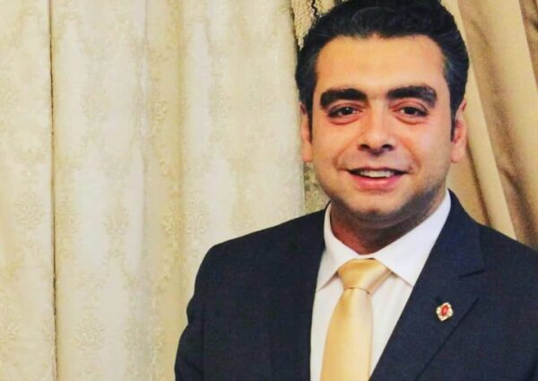 حصول محمود خليفة مدير عام مساعد التسويق بشركة ابسكو علي ماجيستير ادارة اعمال قسم تسويق