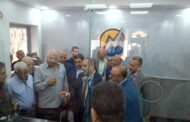 بالصور ..رئيس مصر الوسطي للتوزيع في زيارة لقطاعى أسيوط لمتابعة تطوير مراكز خدمة العملاء وأداء العمل الفنى والتجارى