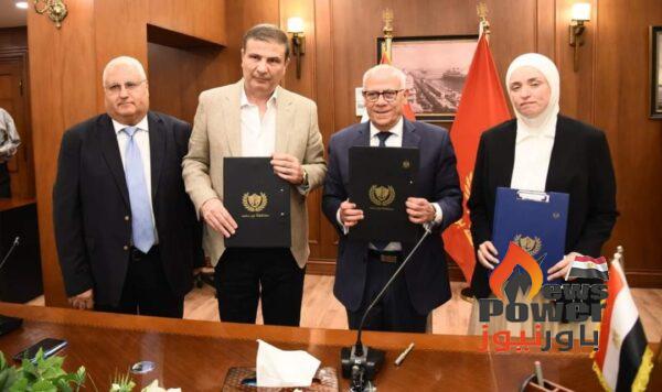 محافظ بورسعيد و رئيس البنك الزراعي المصري و رئيس مجلس إدارة مؤسسة مشكاة نور يوقعون بروتوكول تعاون لدعم المشروعات الصغيرة والمتوسطة ومتناهية الصغر.