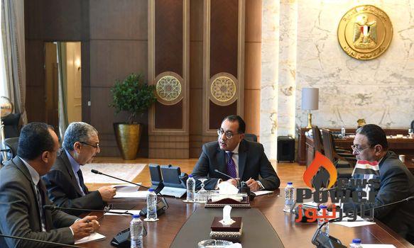شاكر يناقش مع رئيس الوزراء استراتيجية الهيدروجين الاخضر المصرية