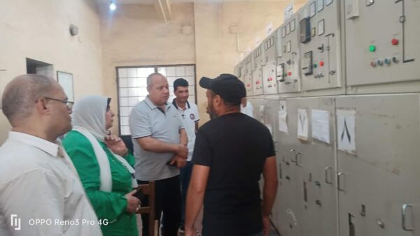 بالصور .. ابو وردة في زيارة لقطاع كهرباء جنوب سيناء