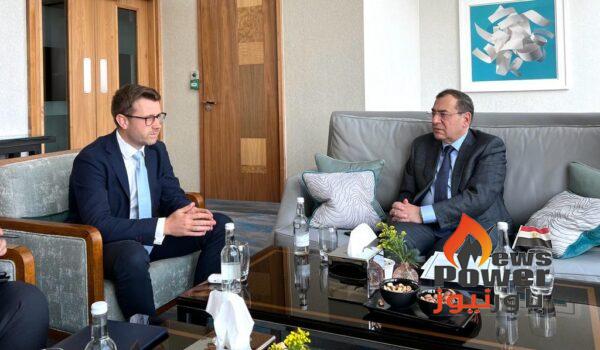 الملا يستعرض رؤية ودور مصر كمركز إقليمي لتداول وتجارة الغاز الطبيعى مع الهيئة المٌنظمة لأسواق الغاز والكهرباء