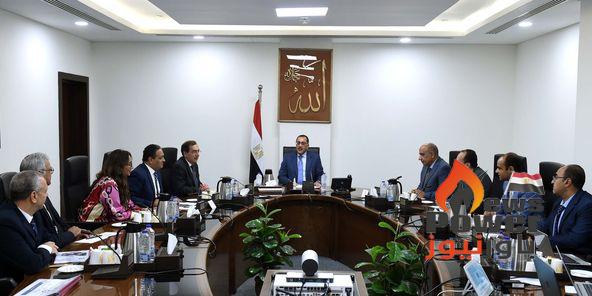 رئيس الوزراء يتابع مستجدات مشروع إنتاج حامض الفوسفوريك بـ