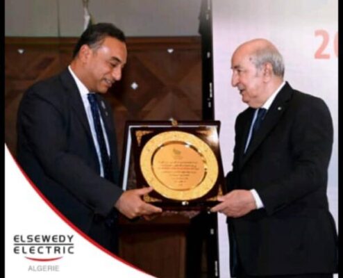 الرئيس الجزائرى يمنح السويدى اليكتريك الجزائر جائزة أفضل شركة أجنبية سجلت قيمة مضافة فى التصدير