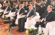 الملا يشهد جلسة الرؤساء التنفيذيين لكبريات الشركات العالمية في التعدين تحت عنوان 