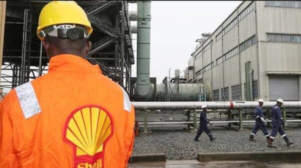 أرباح شل تتراجع 56% إلى 5 مليارات دولار في الربع الثاني