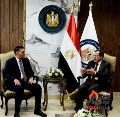 الملا يناقش مع وفد من كلية هندسة القاهرة التعاون المستمر لخدمة أهداف الدولة