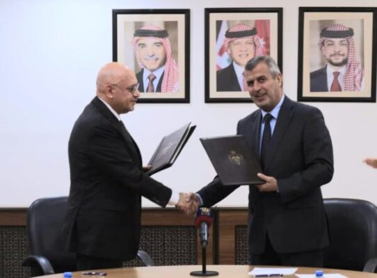 الهيدروجين الاخضر في الأردن يشهد خطوة عملية بتوقيع مذكرة تفاهم لتطوير مشاريع محلية