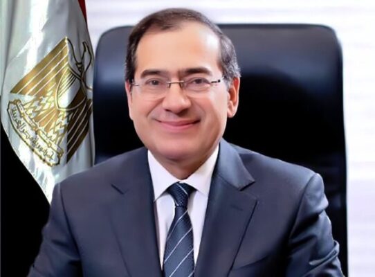 غدا .. الملا يفتتح ورشة عمل الشركة العامة للبترول برأس غارب بحضور عدد كبير من شركات الانتاج و الخدمات