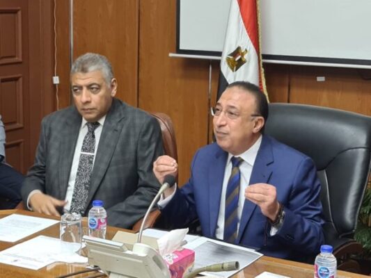 المهندس إيهاب الفقى يستقبل محافظ الإسكندرية وقيادات المحافظة بمقر الشركة