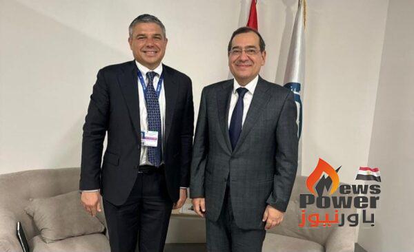 الملا يبحث مع الرئيس التنفيذي لبيكر هيوز حول مشروعاتها بمصر