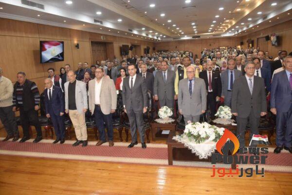 الغضبان يشهد فعاليات جلسة التشاور المجتمعي لمشروع إحلال وتجديد جزء من خط المازوت قطر ١٦بوصة بطول ٥٢ كم من العباسة بالقنطرة حتي الرسوة ببورسعيد