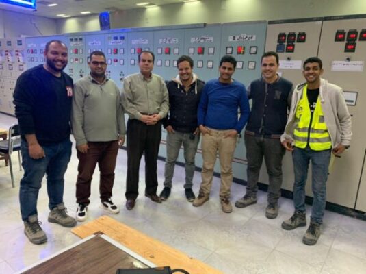 شيماك تنجح فى وضع الجهد على محطة جنوب قنا 220/132/66/11 كيلو فولت بعد الانتهاء من عملية الاحلال لخلايا التحكم والوقاية