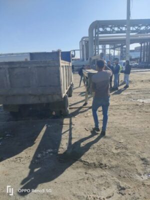 صور | بالتنسيق مع اللجنة الجغرافية البترولية.. حملة مكبرة لإزالة التعديات والأكشاك العشوائية التي تشكل خطورة علي حرم الخطوط البترولية